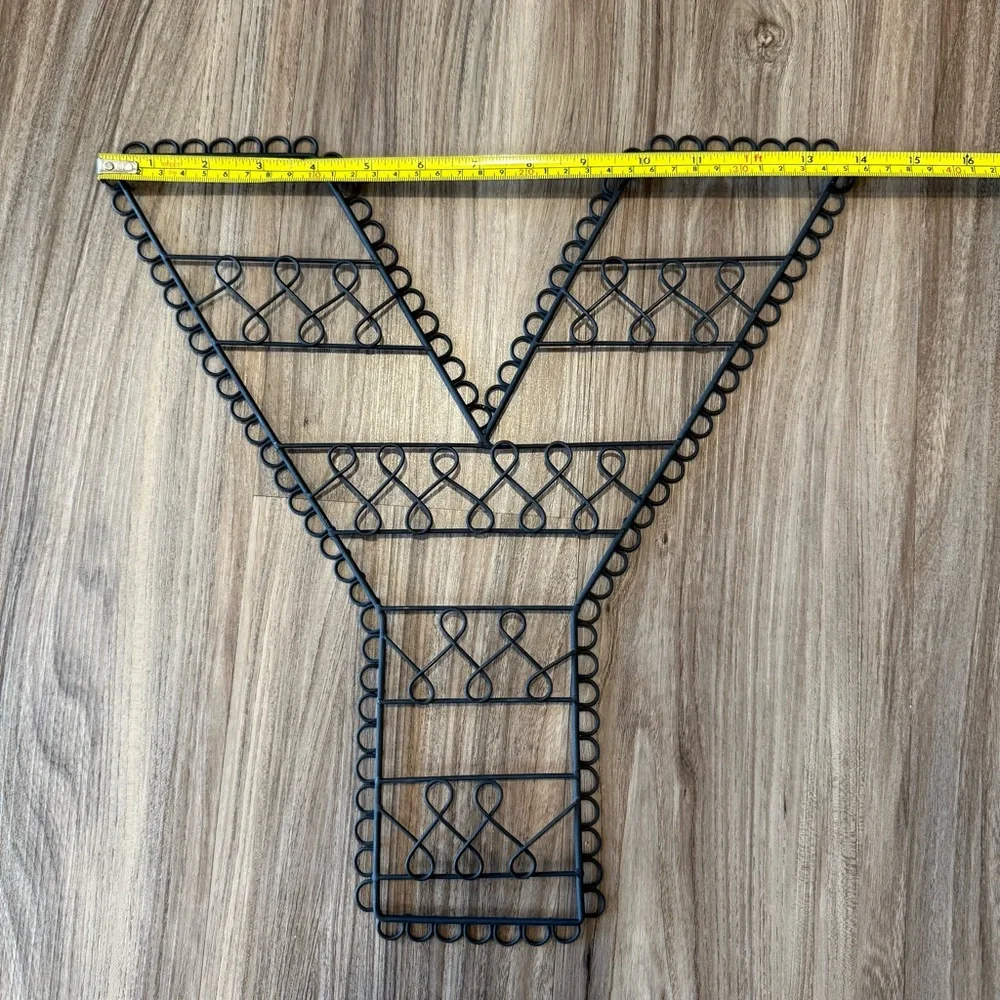 Pottery Barn Teen decorative wire